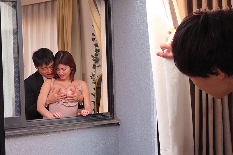 Cô hàng xóm đối diện nhà làm tình không bao giờ đóng của sổ