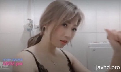 [China AV] The cute landlord and the plumber