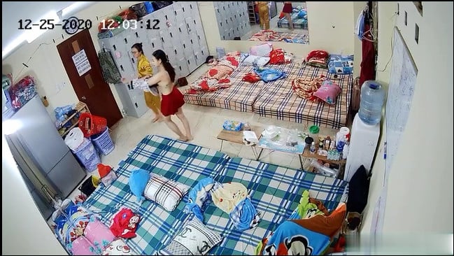 Hacking the camera of the Royal massage girls' residence - 1