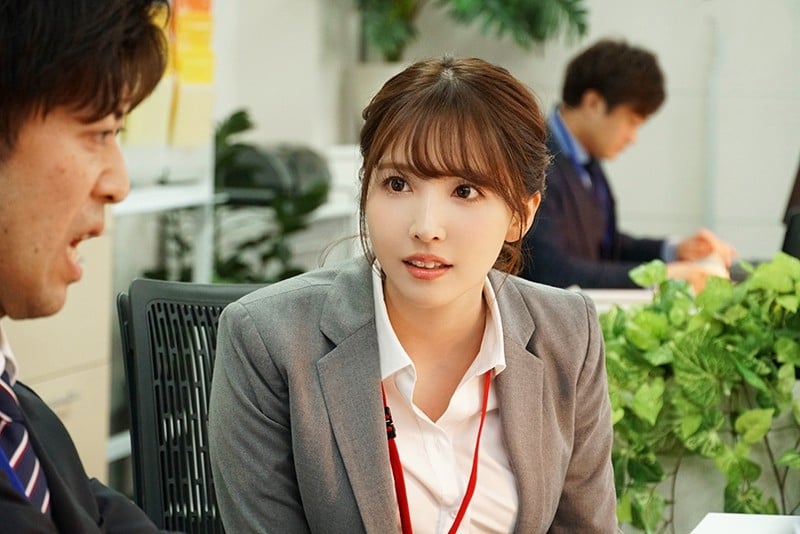SSNI-865 办公室女郎 Mikami Yua 教她的老板如何做爱