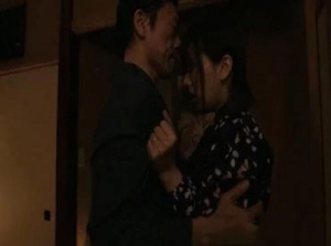 [XVSR-186] La storia d'amore di mezzanotte di Yui Hatano con suo suocero