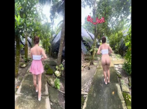 While out playing, she took off her clothes in the middle of the garden - VCpublic_hot - Viet69