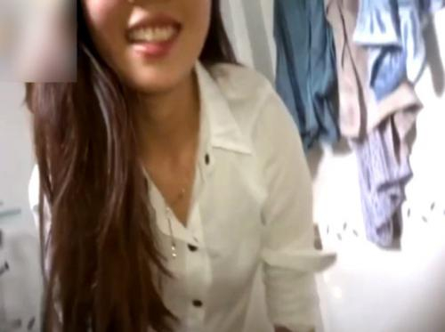 The female employee who rode a horse in the toilet luckily still pulled out in time - Viet69