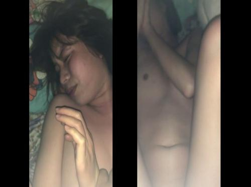 Black worker without clothes with his sister in pajamas - Viet69