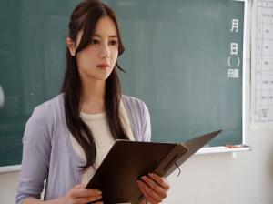  The bad student raped the most beautiful teacher in the school