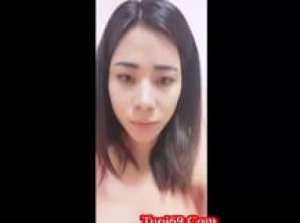  Sexy girl hooks up and films herself