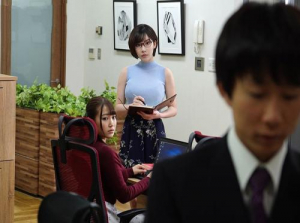 CAWD-222 The employee is lucky to have Eimi Fukada serving him