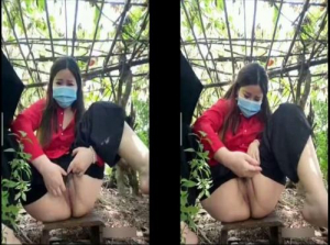 Western girl masturbates in the garden, afraid others will see - Viet69