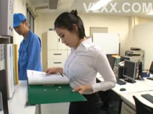 Fucking isang magandang big breasted office girl